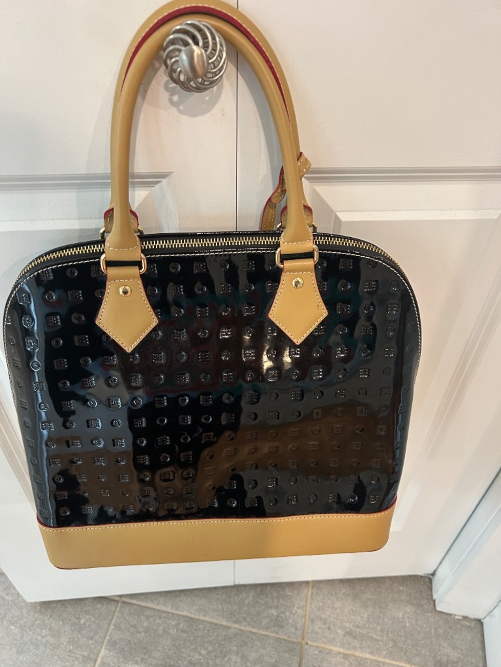 Arcadia Black Leather Satchel - Picture 2 of 6